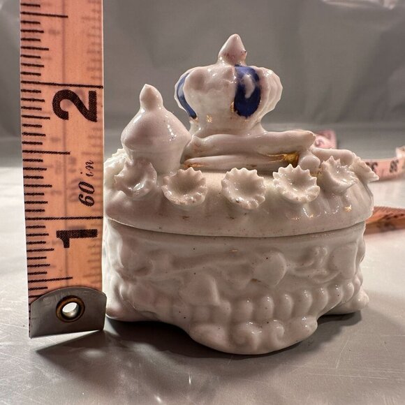 Fairing Box Crown Scepter Floral Vintage Trinket Box Porcelain Lid Antique - Picture 12 of 15